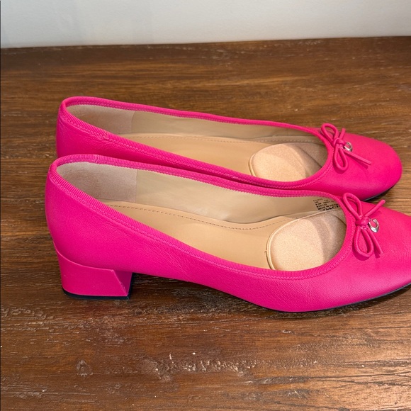 COACH Ava Ballet Pump in Dragonfruit - Picture 6 of 16